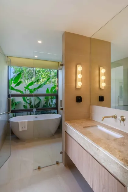 Роскошная вилла с бассейном 3 спальни в аренду, Malai Villas, Бангджо