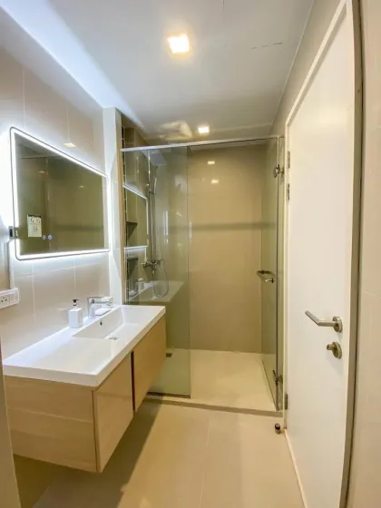 Студия с 1 спальней в The Deck Patong Condo в аренду