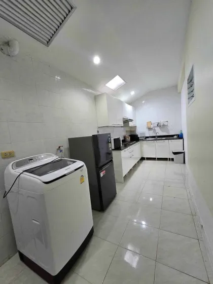 Villa de 3 habitaciones y 3 baños en alquiler cerca del Hospital Debuk, Phuket Town