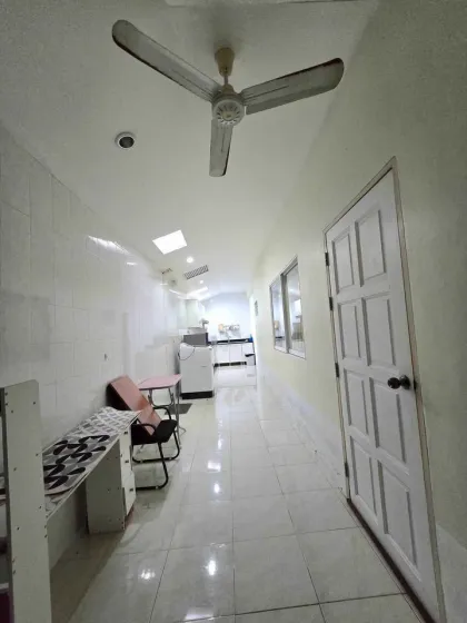 Villa de 3 habitaciones y 3 baños en alquiler cerca del Hospital Debuk, Phuket Town