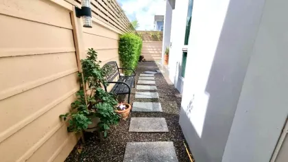 Private Poolvilla mit Blick auf den Großen Buddha in Chalong