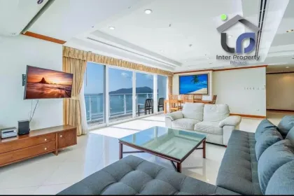 Luxuriöses 4-Zi-Penthouse mit Panoramablick auf das Meer in Patong