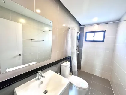 Villa 4 Chambres et 3 Salles de Bain à Louer à The Plant Thalang