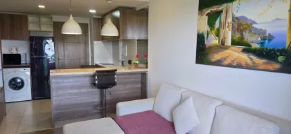 Appartement spacieux 1 chambre près de la plage Nai Harn