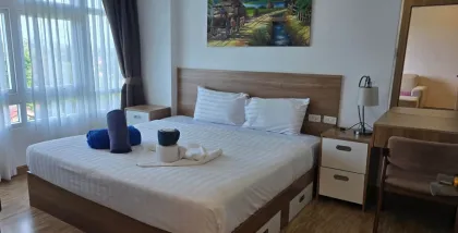 Appartement spacieux 1 chambre près de la plage Nai Harn