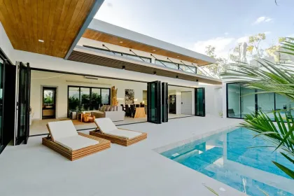 Вилла с 4 спальнями и бассейном в аренду в Layan Lucky Villas Phase 1