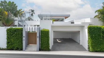 Вилла с 4 спальнями и бассейном в аренду в Layan Lucky Villas Phase 1