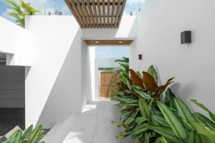 Вилла с 4 спальнями и бассейном в аренду в Layan Lucky Villas Phase 1