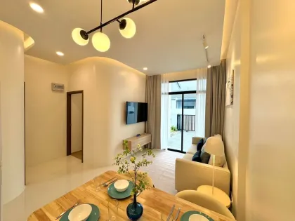 บ้านทาวน์เฮ้าส์ 2 ห้องนอน 2 ห้องน้ำ ให้เช่าในเชิงทะเล