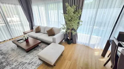 靠近罗宾逊塔朗的3卧4卫带泳池别墅出租