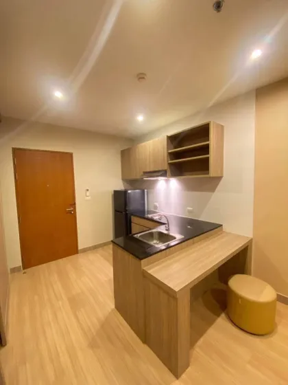 คอนโดมิเนียม 1 ห้องนอนให้เช่า ที่ Sugar Palm Residence, ตัวเมืองภูเก็ต