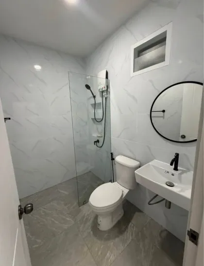 3 Bedroom 2 Bathroom Villa in Land & House Chalong