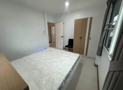 3 Bedroom 2 Bathroom Villa in Land & House Chalong
