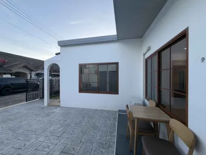 3-Bedroom, 2-Bathroom Villa for Rent in Phuket Villa California, Wichit