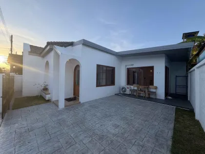 3-Bedroom, 2-Bathroom Villa for Rent in Phuket Villa California, Wichit