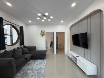3-Bedroom, 2-Bathroom Villa for Rent in Phuket Villa California, Wichit