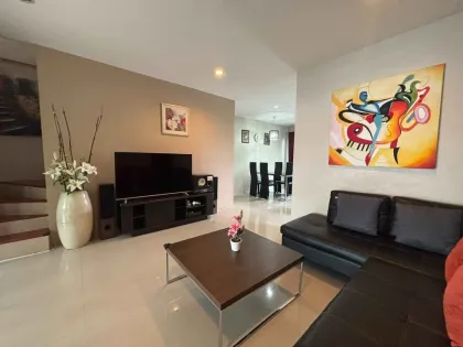 Casa de 2 Habitaciones en Alquiler en Chalong, Phuket