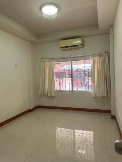 2-Bedroom Single-Story Corner House Near Phuket Rajabhat University