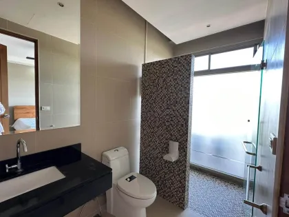 Villa privée avec piscine 4 chambres 4 salles de bain à louer à Chalong