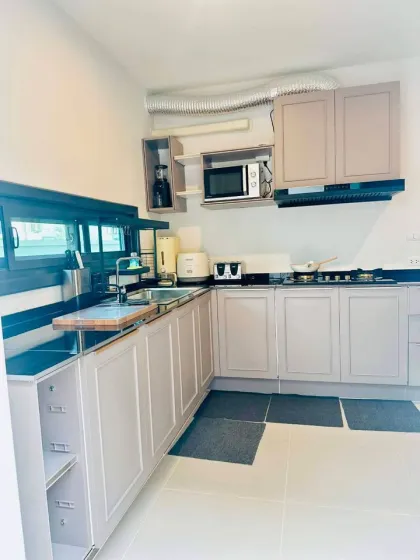 Квартира с 4 спальнями и 3 ванными в аренду в Supalai Lake View, Равай