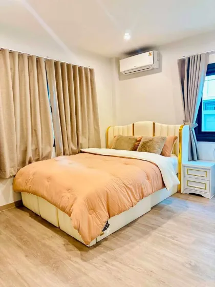 Квартира с 4 спальнями и 3 ванными в аренду в Supalai Lake View, Равай