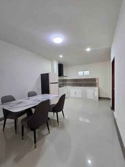 Дом в аренду возле Robinson Lifestyle Chalong и школы Oak Meadow