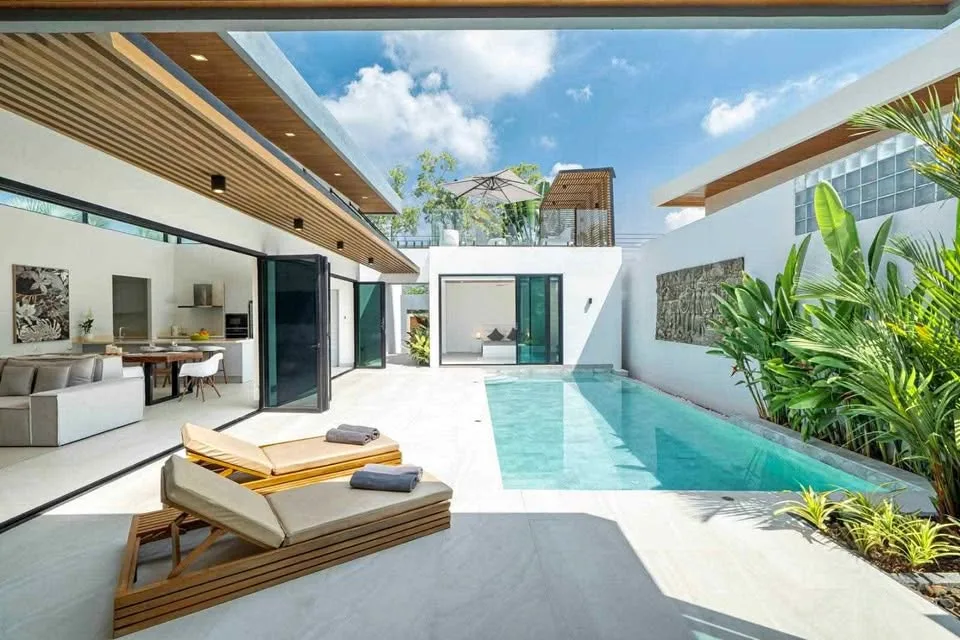 4-Bedroom Pool Villa with Rooftop Lake View near Layan Beach
