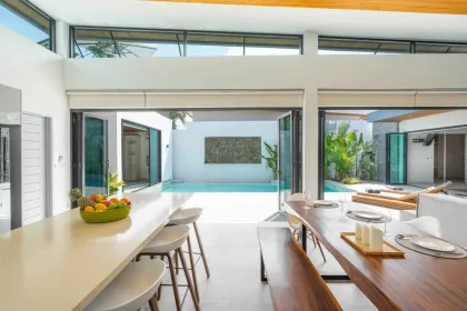 4-Bedroom Pool Villa with Rooftop Lake View near Layan Beach