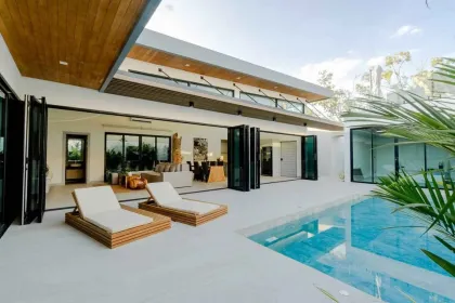 4-Bedroom Pool Villa with Rooftop Lake View near Layan Beach