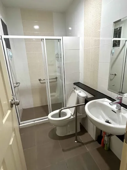 Вилла с 3 спальнями и 2 ванными в аренду рядом с Phuket Villa Chaofah 2