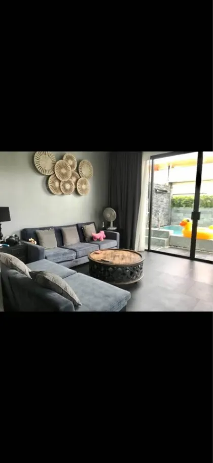2 Schlafzimmer, 2 Badezimmer Poolvilla zur Miete in Chalong
