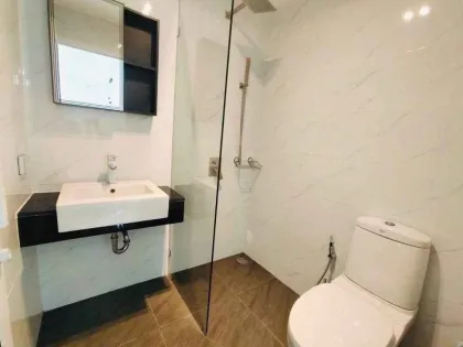 Пентхаус с 2 спальнями и джакузи на балконе в The Wide Condo