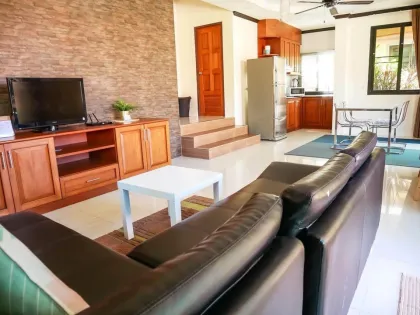 Villa 2 Chambres 2 Salles de Bain avec Piscine à Louer à Kamala