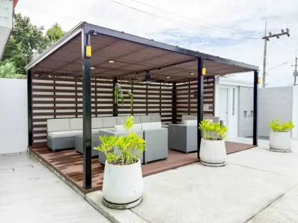 Luxuriöse ebenerdige Poolvilla mit 4 Schlafzimmern und 5 Bädern