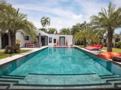Impresionante Villa de Lujo con 5 Habitaciones y 7 Baños en Rawai