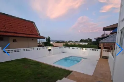 Villa avec piscine et vue mer à louer à Rawai, 6 chambres et 6 salles de bain