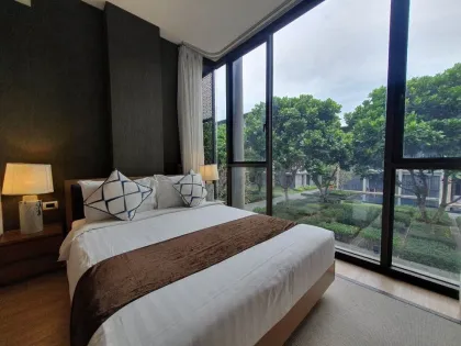 Condo de luxe 2 chambres 2 salles de bain à louer à Baan Mai Khao, plage Mai Khao