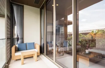Condo de luxe 2 chambres 2 salles de bain à louer à Baan Mai Khao, plage Mai Khao