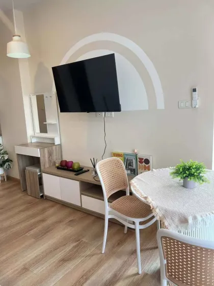 Apartamento de 1 dormitorio y 1 baño en alquiler en Condo De Belle @Chalong