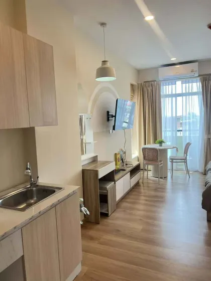 Apartamento de 1 dormitorio y 1 baño en alquiler en Condo De Belle @Chalong