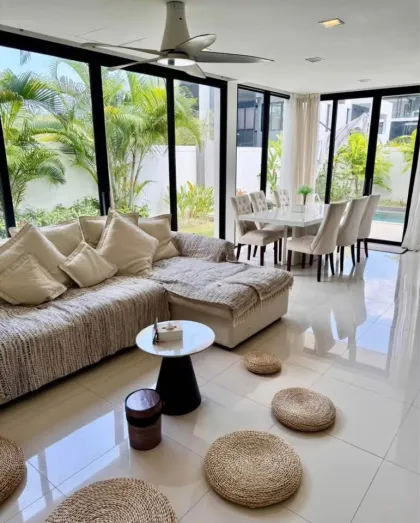Villa con 3 Habitaciones y 4 Baños en Laguna Park con Piscina en Alquiler