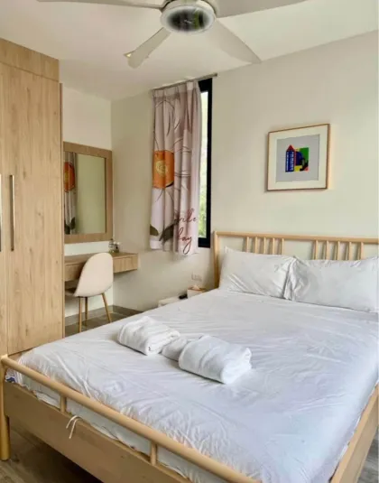 Villa con 3 Habitaciones y 4 Baños en Laguna Park con Piscina en Alquiler