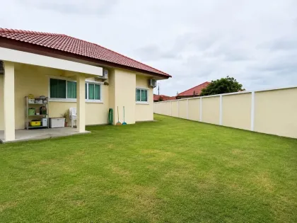 Appartement spacieux 3 chambres avec grand jardin à Phuket Villa Chaofa 2-3