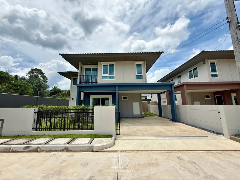 4-Bedroom 3-Bathroom Corner Villa for Rent in Koh Kaew