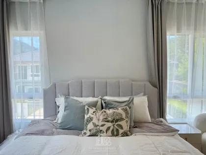 4-Bedroom 3-Bathroom Corner Villa for Rent in Koh Kaew