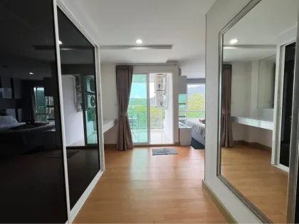 Voll möblierte 2-Zimmer-Wohnung mit 2 Bädern in Kathu