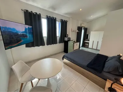 1-Zimmer Stadthaus mit Terrasse in ruhiger Lage der Altstadt Phuket