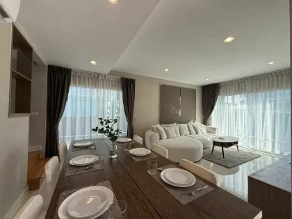 Casa de 3 dormitorios y 4 baños en alquiler en The Plant Thalang
