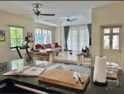Роскошная вилла с 4 спальнями и бассейном в Land & Houses Park Chalong