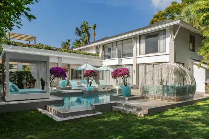 Villa de luxe 4 chambres à louer à Chom Tawan, Bang Tao